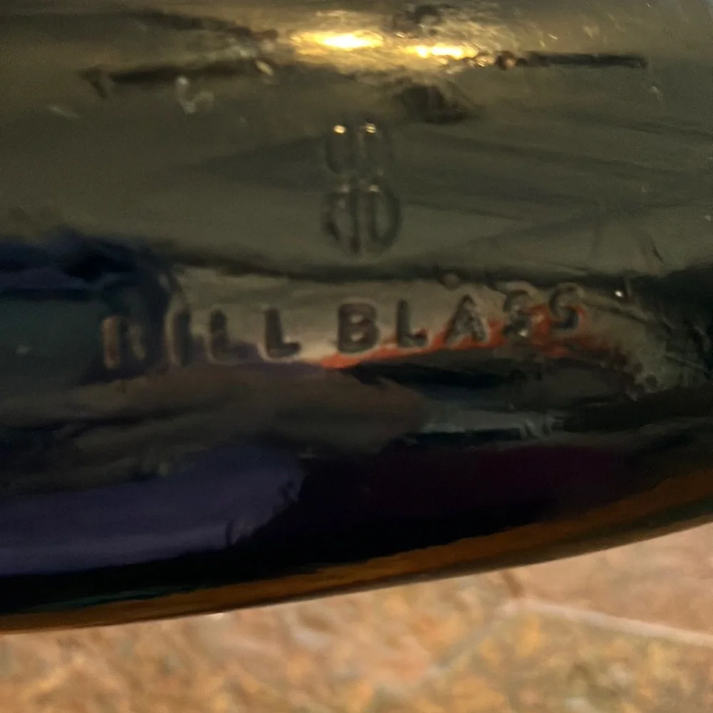 Bill Blass Black Patent‎ Hard Eyeglass Case